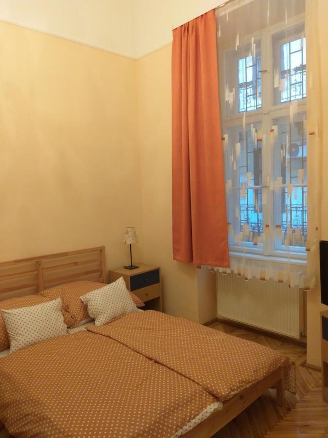Tempo Courtyard Apartment